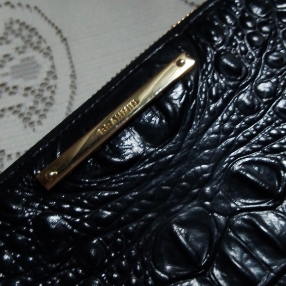 Brahmin Croc Embossed Leather Full Zippered Wallet - Picture 6 of 13